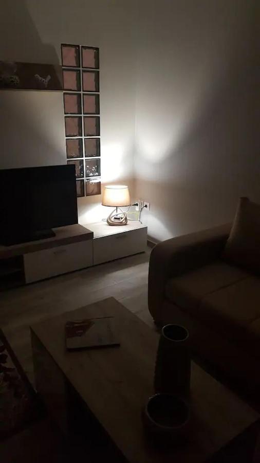 Downtown City Apartment Thessaloniki Exterior photo